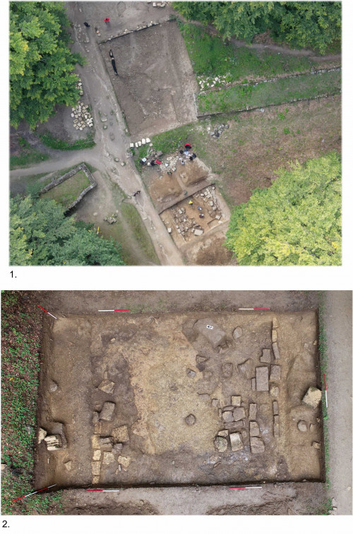 Drumul pavat, suprafaţa SP III / 2021 (aspect din timpul cercetărilor arheologice)